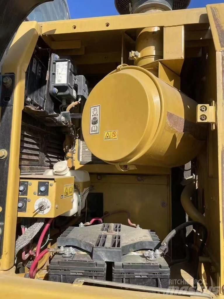 CAT 329 D2 Crawler excavators