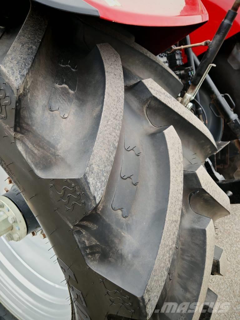 Case IH Puma 240 CVX Tractors