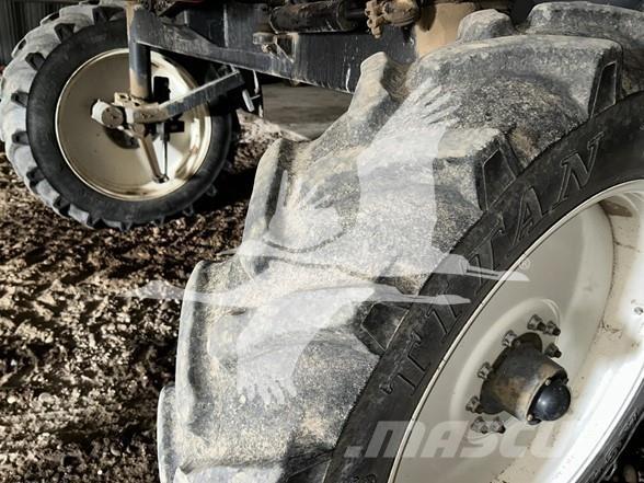 Apache AS1010 Self-propelled sprayers