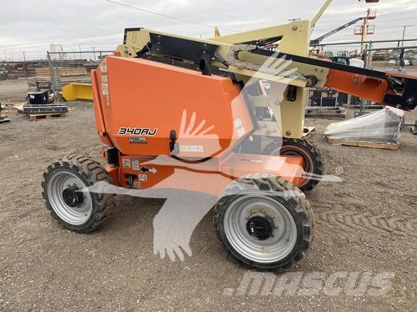 JLG 340AJ Articulated boom lifts