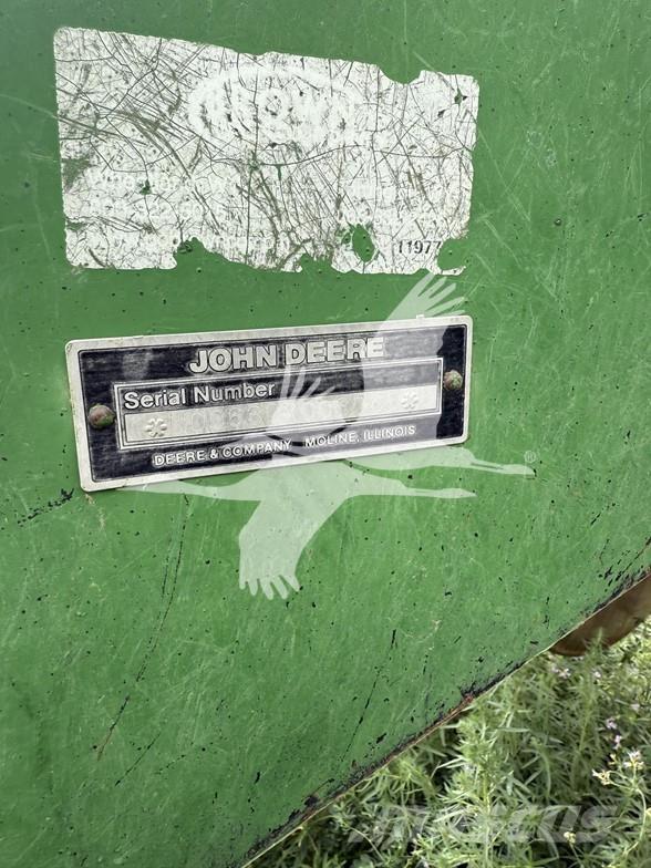 John Deere 630 Disc harrows