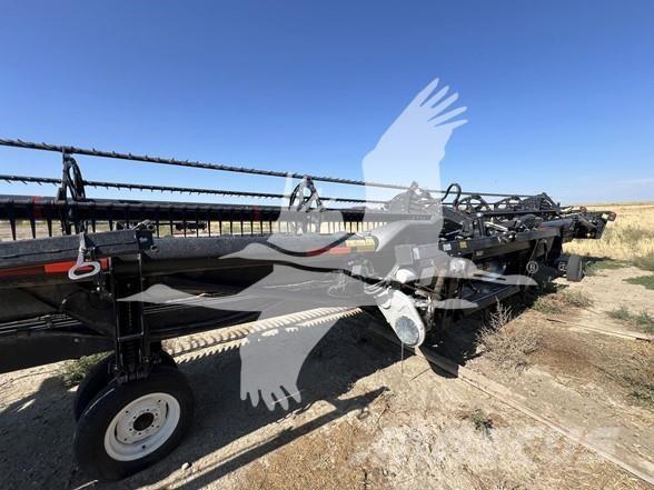 MAC DON FD145 Combine harvester heads