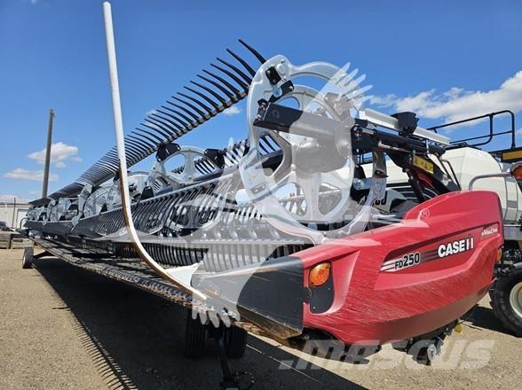 MAC DON FD250 Combine harvester heads