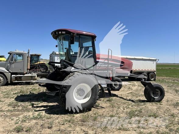 MAC DON M100 Windrowers