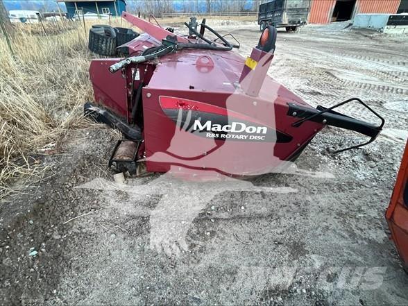 MAC DON R85 Windrowers