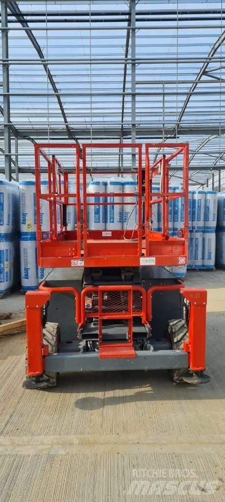 SkyJack SJ 6832 RT Scissor lifts