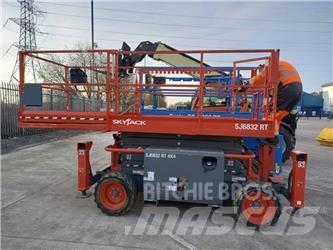 SkyJack SJ 6832 RT Scissor lifts