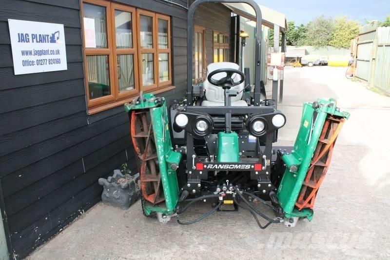 Ransomes Parkway3 Riding mowers
