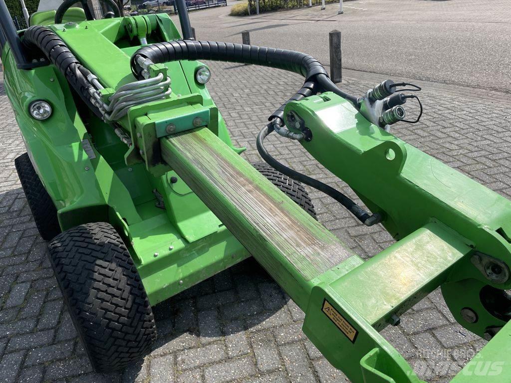 Avant 528 Wheel loaders
