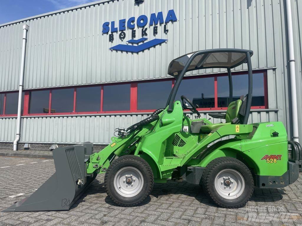 Avant 528 Wheel loaders