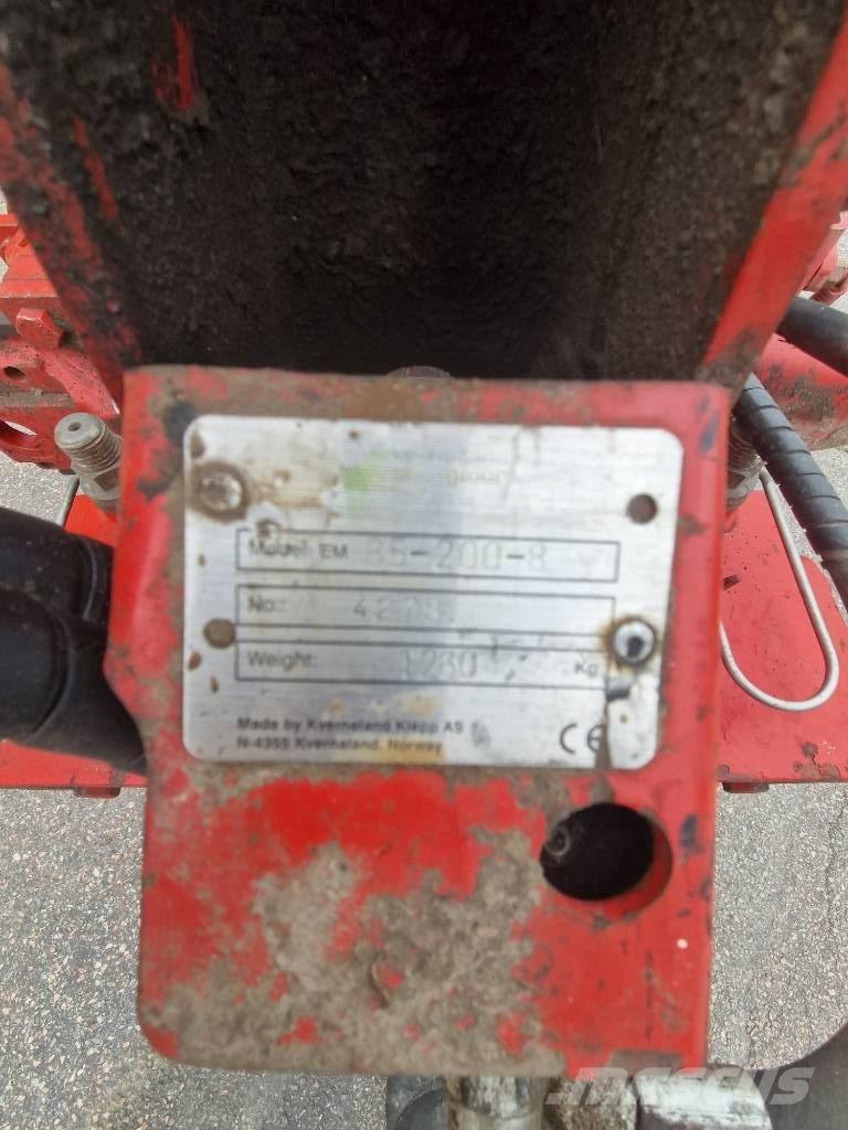 Kverneland EM85 Reversible ploughs