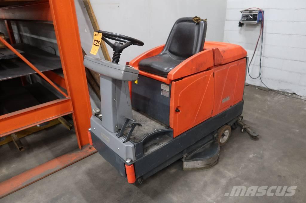 Hako B910 Scrubber dryers