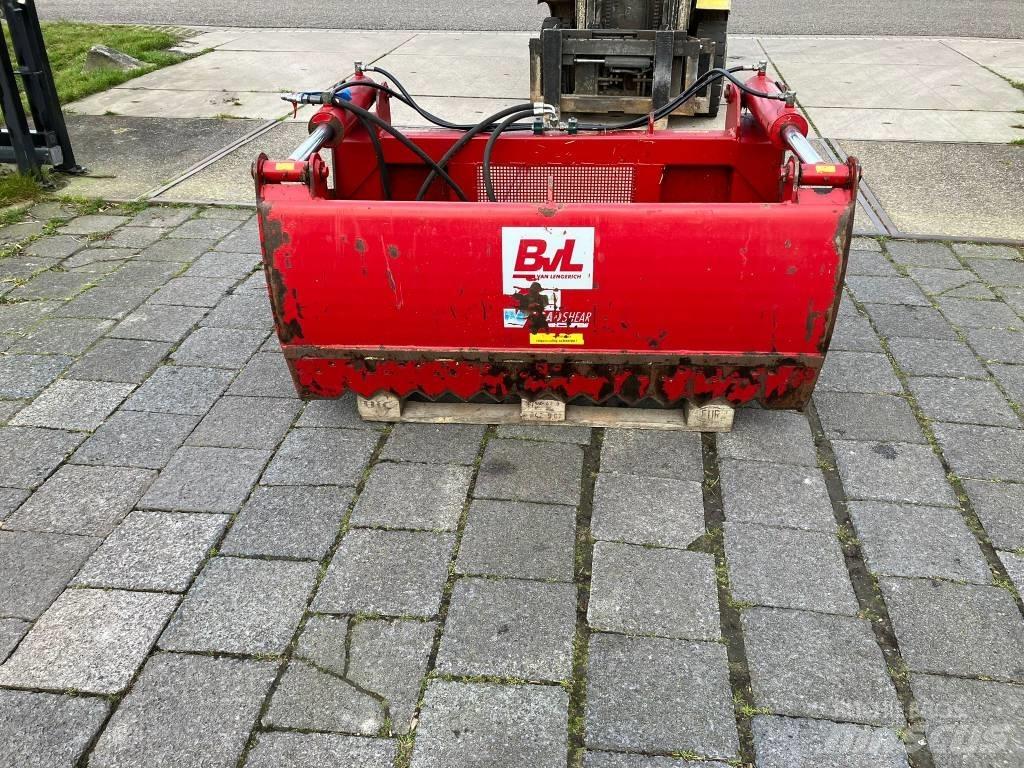 BvL kuilhapper Bale shredders, cutters and unrollers