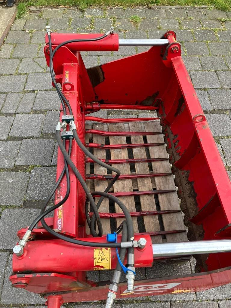 BvL kuilhapper Bale shredders, cutters and unrollers