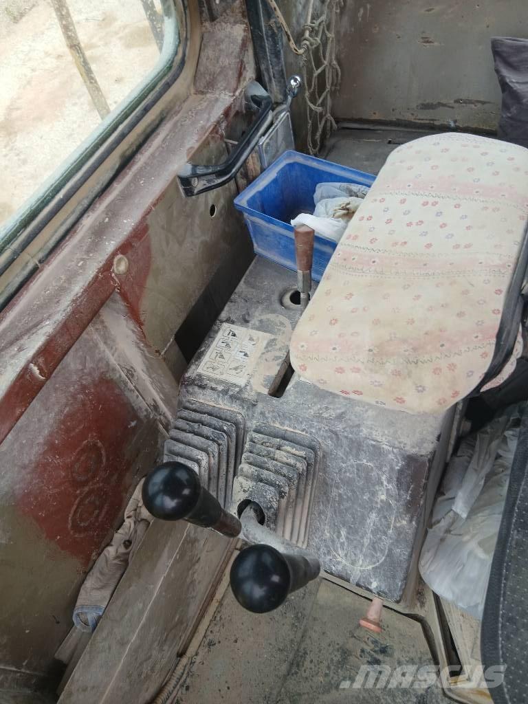 Komatsu WA 600-1 Wheel loaders