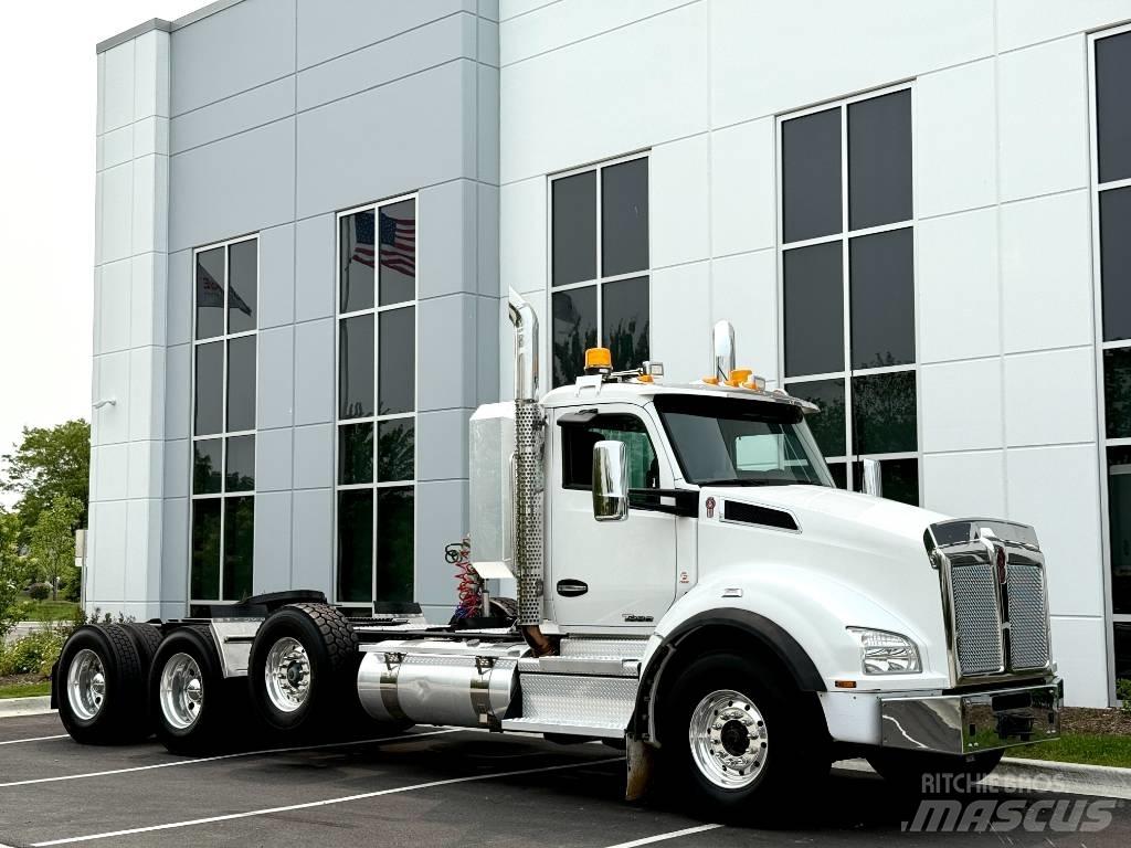 Kenworth T 880 Tractor Units