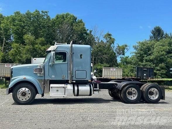 Freightliner 122SD Tractor Units