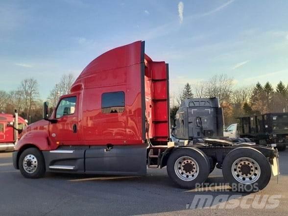 International LT Tractor Units