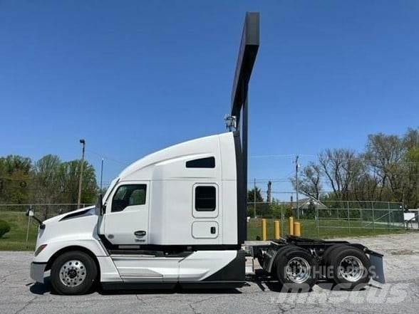 Kenworth T680 Tractor Units