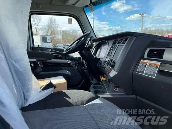Kenworth T680 Tractor Units