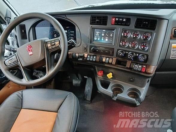 Kenworth T680 Tractor Units