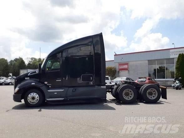 Kenworth T680 Tractor Units