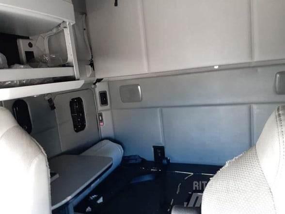 Kenworth T680 Tractor Units