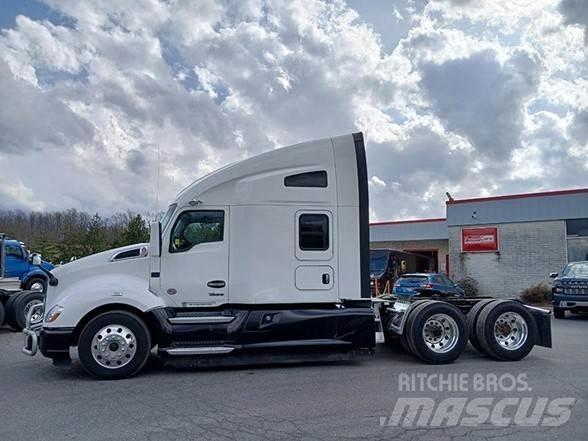 Kenworth T680 Tractor Units