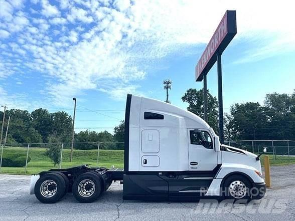Kenworth T680 Tractor Units