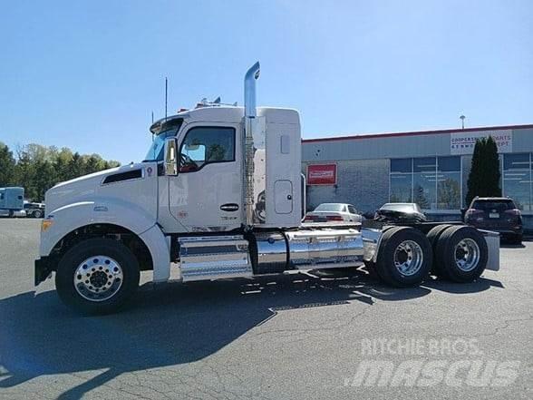 Kenworth T880 Tractor Units