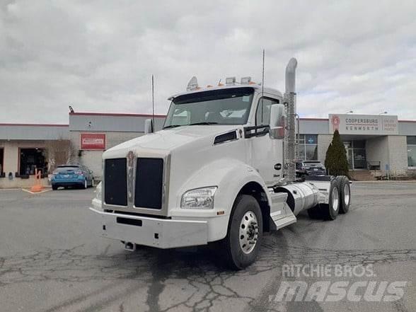 Kenworth T880 Tractor Units