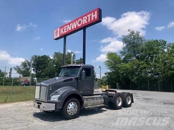 Kenworth T880 Tractor Units
