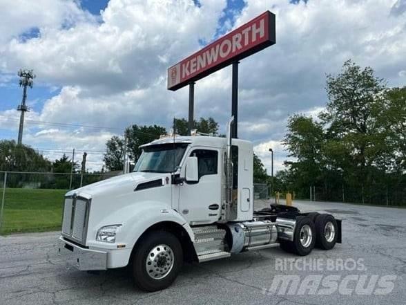 Kenworth T880 Tractor Units