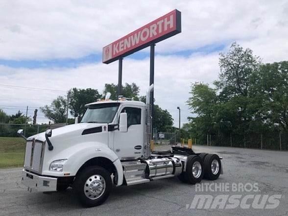 Kenworth T880 Tractor Units