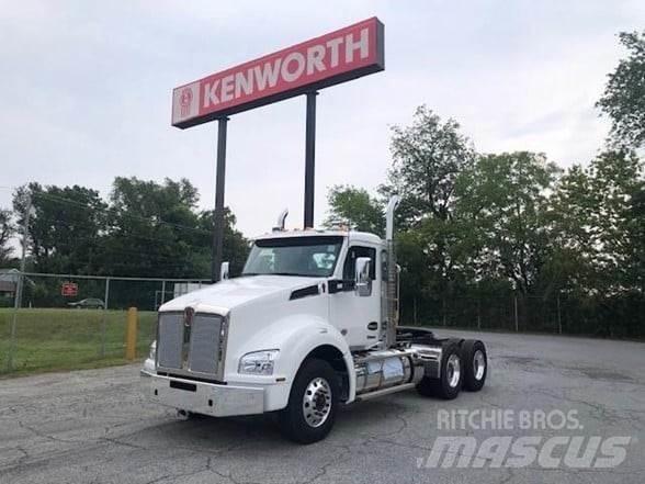 Kenworth T880 Tractor Units