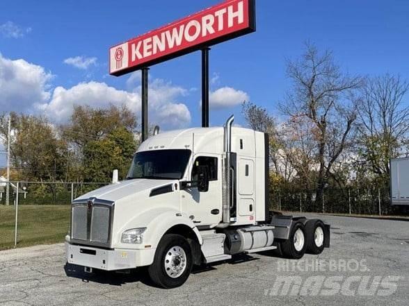 Kenworth T880 Tractor Units