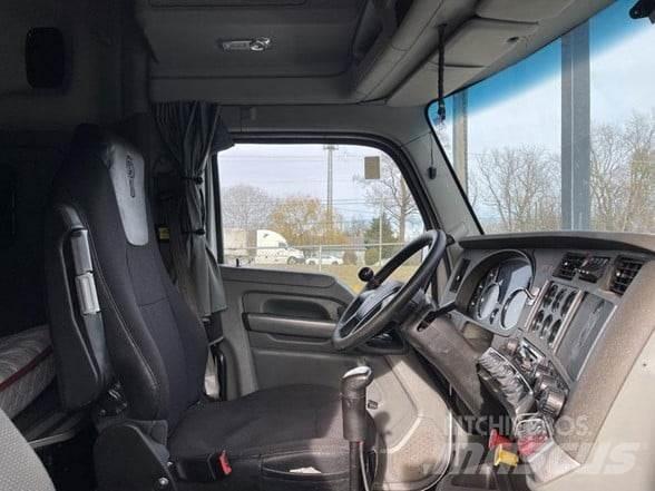 Kenworth T880 Tractor Units