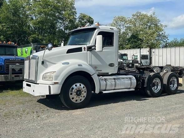 Kenworth T880 Tractor Units