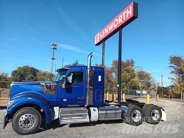 Kenworth W990 Tractor Units