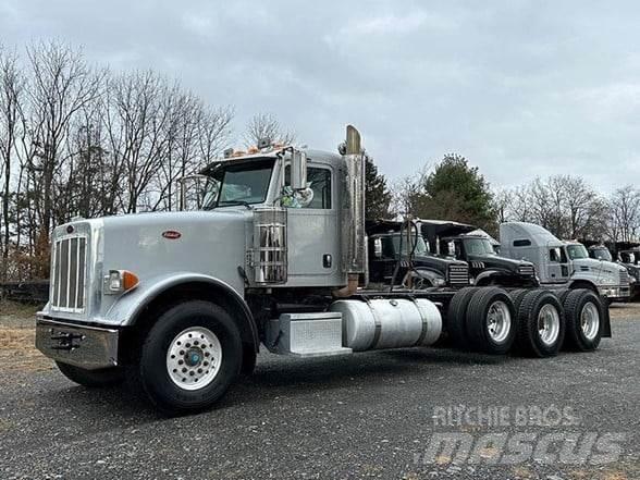 Peterbilt 367 Tractor Units