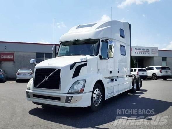 Volvo VNL64T780 Tractor Units