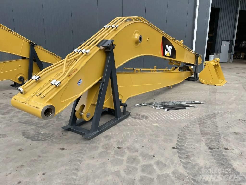 CAT 320E 15m Set Backhoes