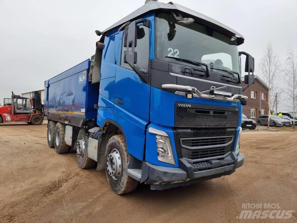 Volvo FH 540 Skip loader trucks