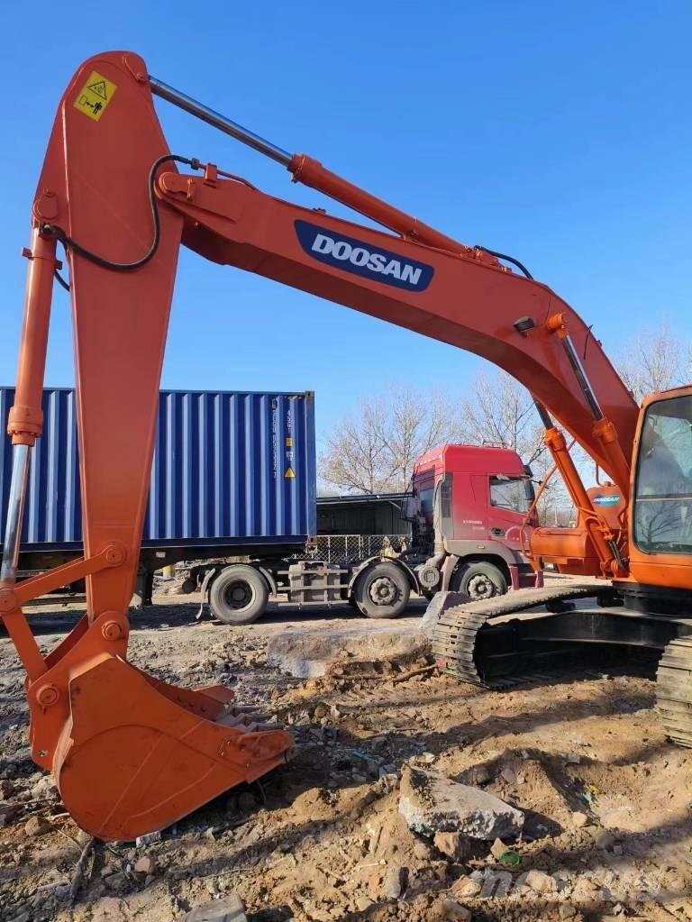 Doosan DH225LC-7 Crawler excavators