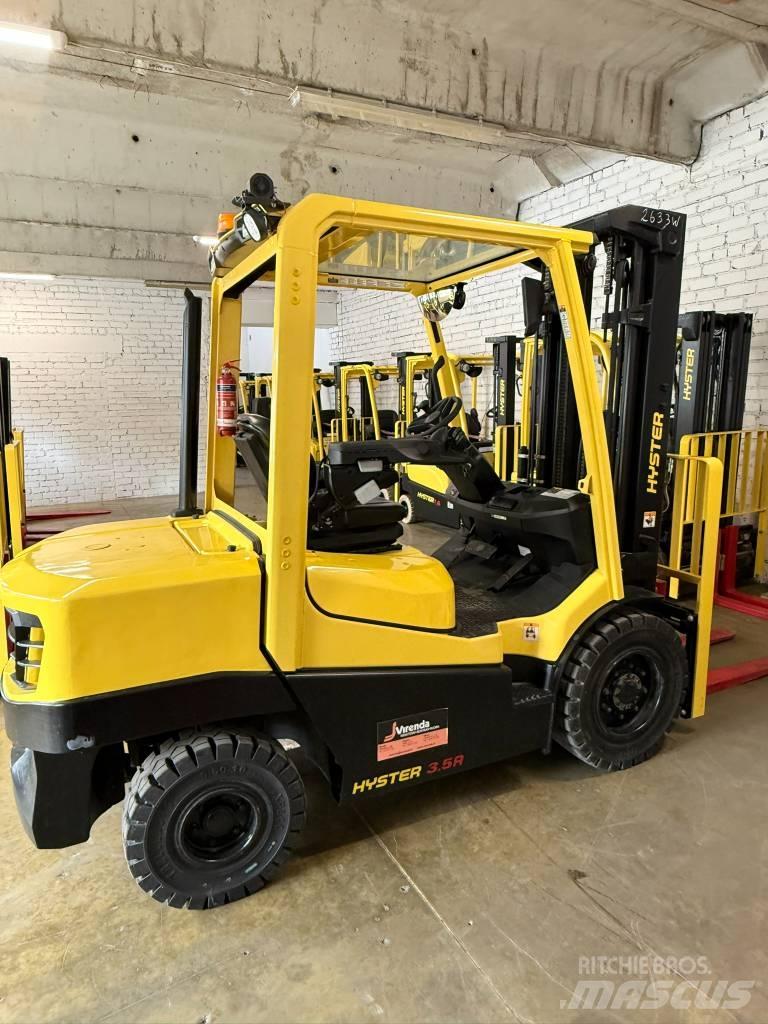 Hyster H3.5A Diesel trucks
