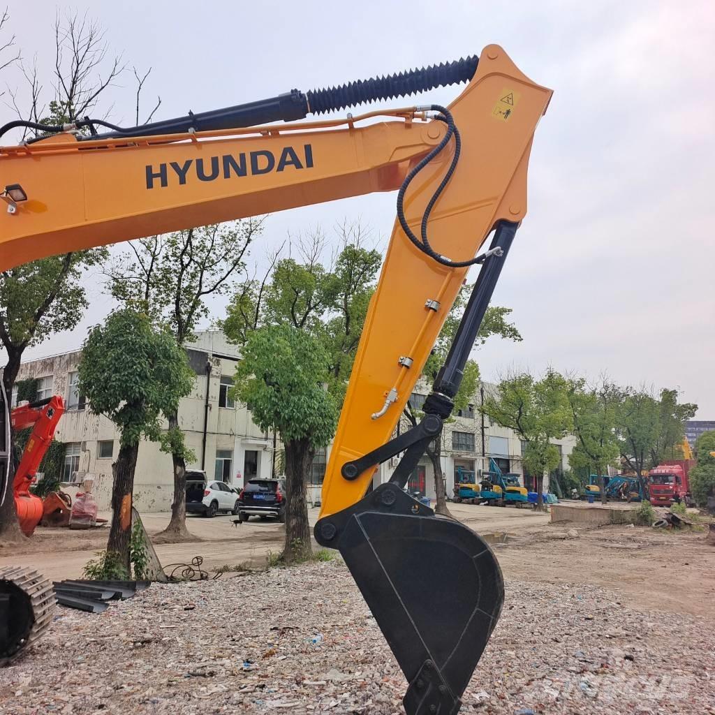 Hyundai 220LC-9S Crawler excavators
