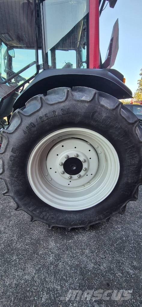 Valtra A 72 Tractors