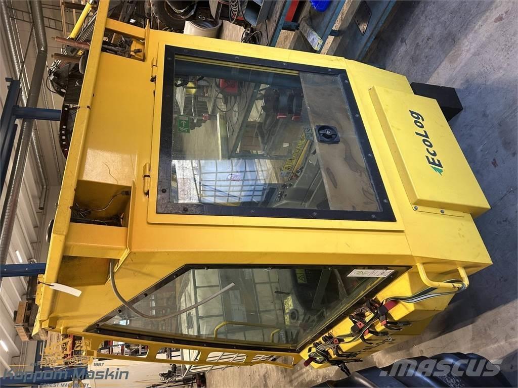 Eco Log 688 Cabins and interior