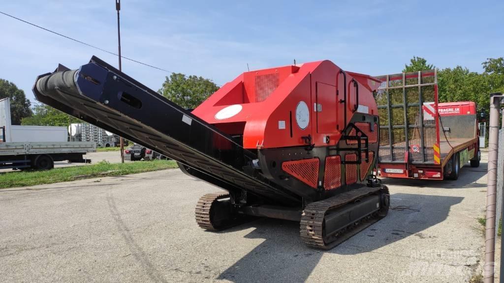 Red Rhino 7000 Mobile crushers