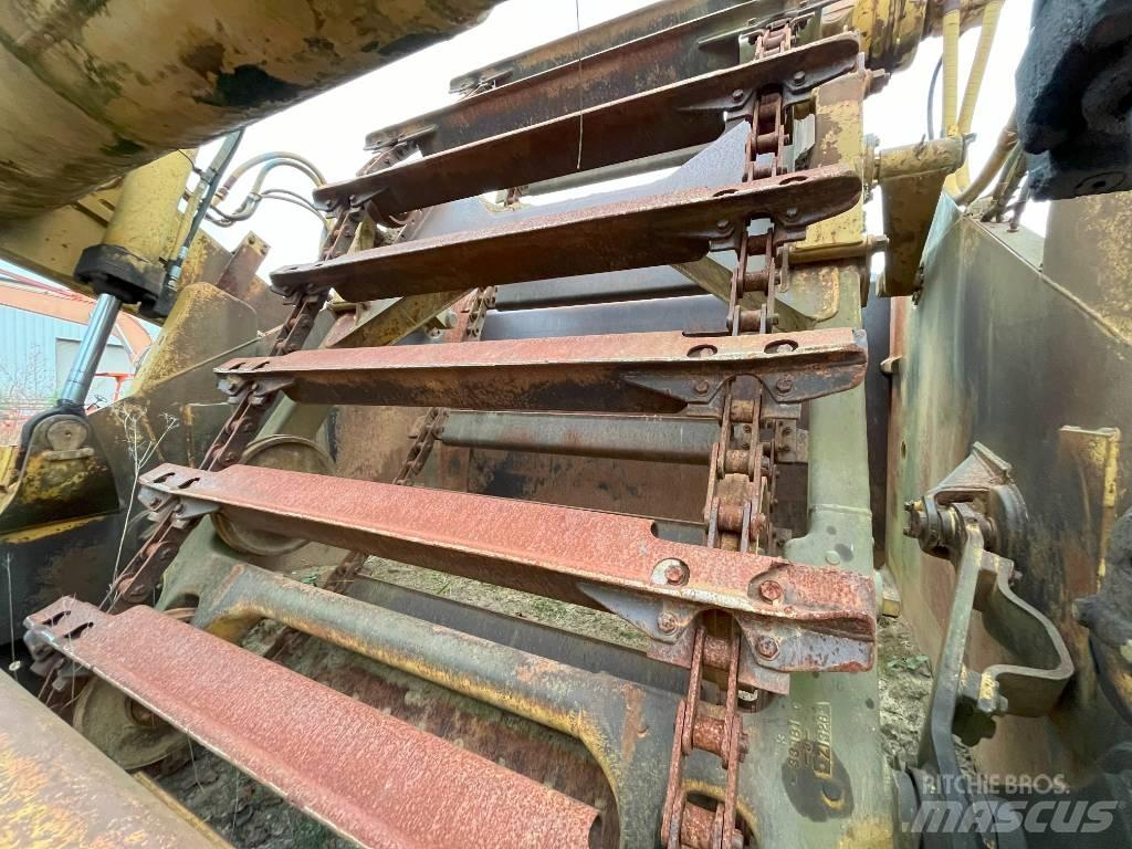 CAT 615 C Scrapers